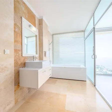 Eco Kayra Kalkan